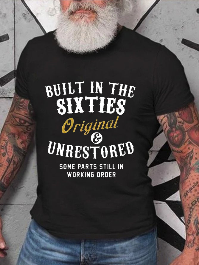 T-shirt avec slogan imprimé pour hommes construit dans les années 60
