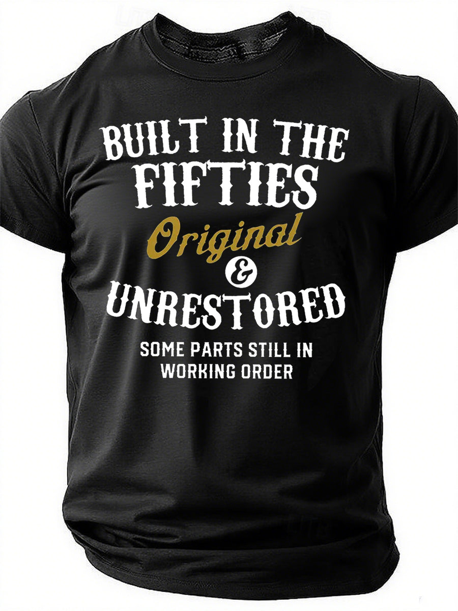 T-shirt avec slogan imprimé pour hommes construit dans les années 50