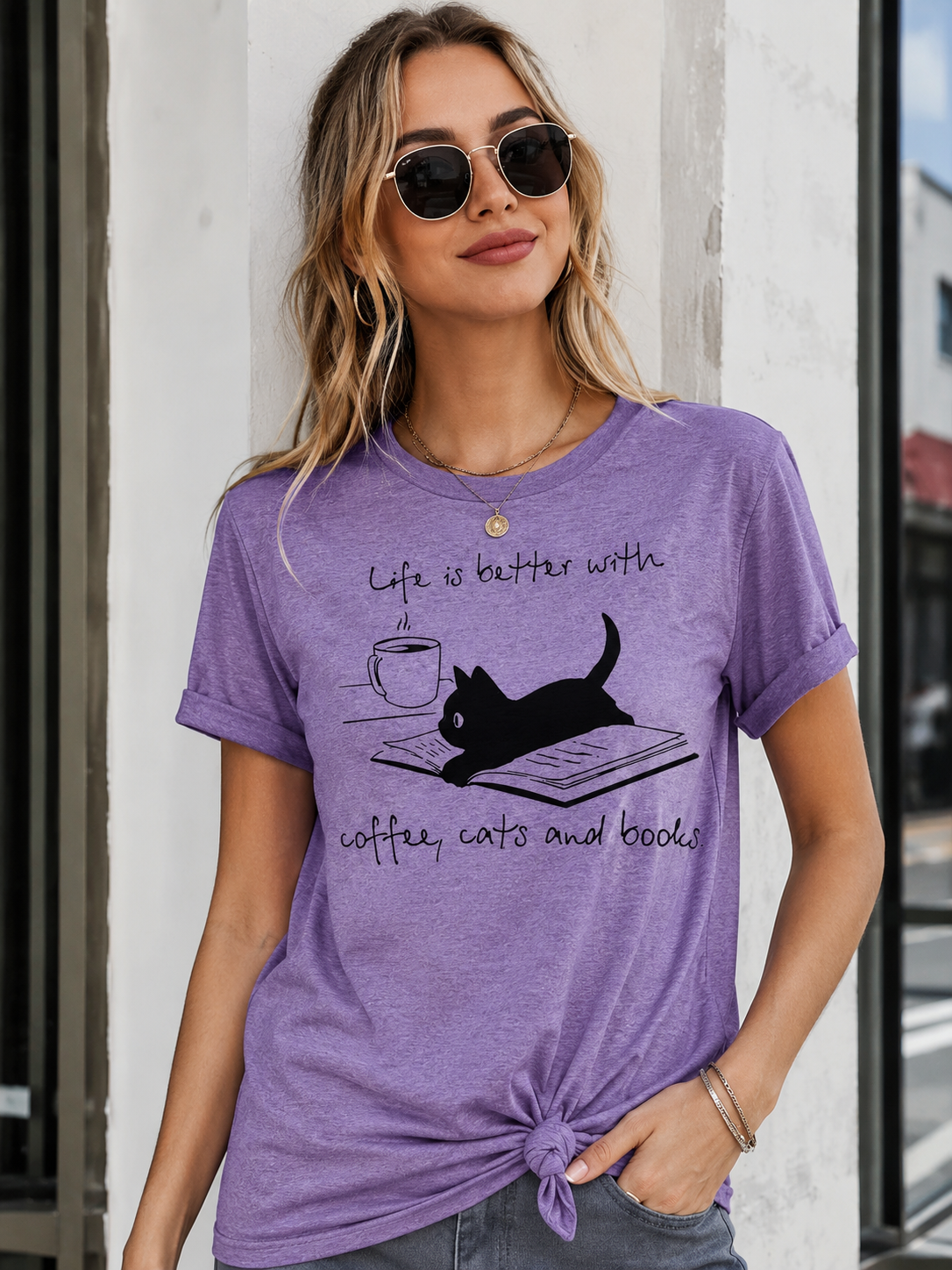 Café Chat Livre Lettre Imprimer Femmes Slogan T-shirt 