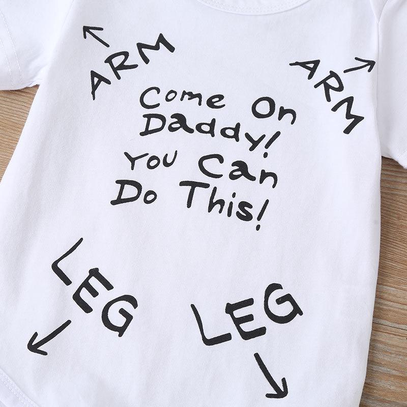 Jolie barboteuse pour bébé avec lettre imprimée "Allez papa, tu peux faire ça"