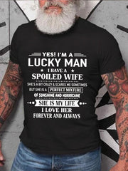 Oui, je suis un homme chanceux imprimé t-shirt avec slogan pour hommes 