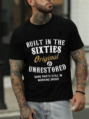T-shirt avec slogan imprimé pour hommes construit dans les années 60 