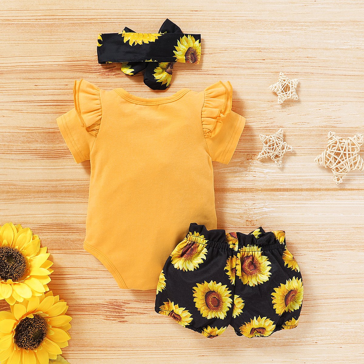 3PCS "Little Miss Sassy Pants" Sunflower Printed Baby Set