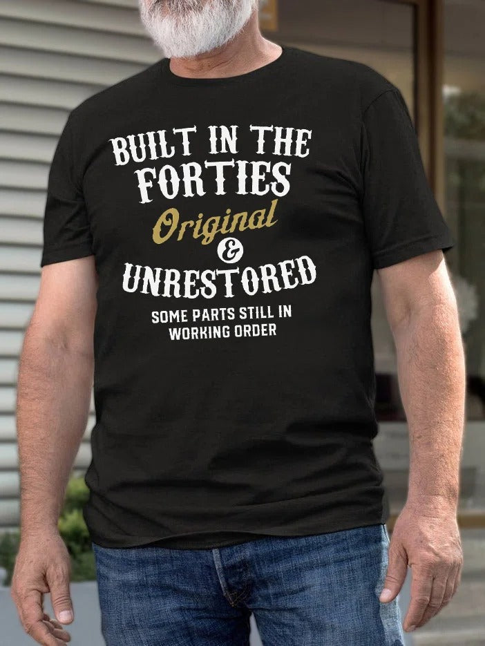 T-shirt avec slogan imprimé pour hommes construit dans les années 40